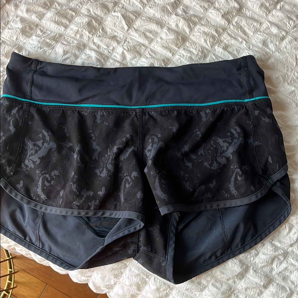 Size 4 Lululemon speed up shorts!